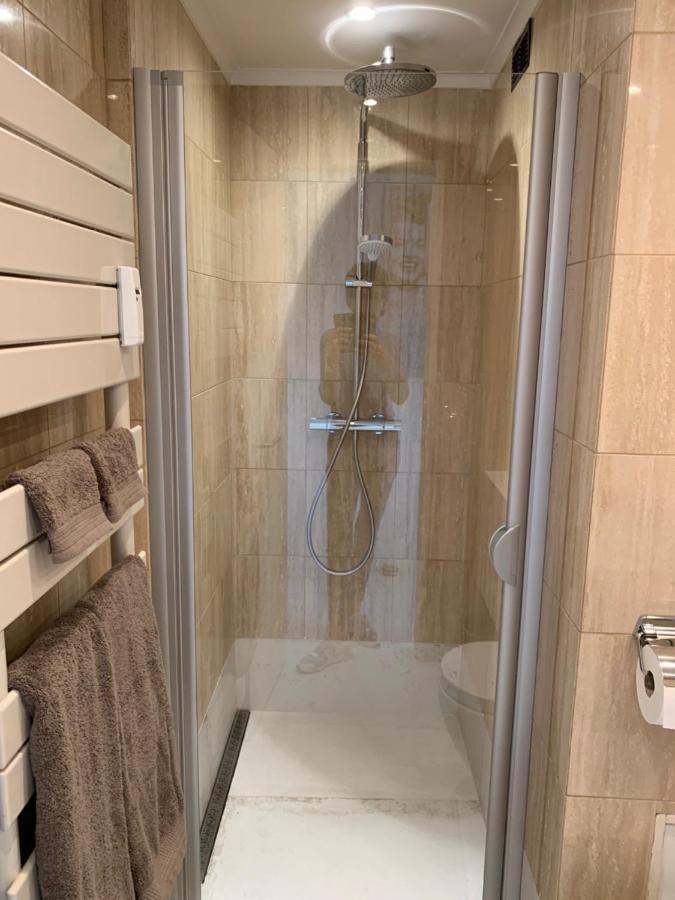Luxe Studio/Suite Met Zeezicht En Volle Zon 크노케-하이스트 외부 사진